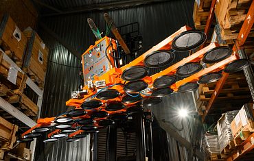 Вакуумный захват ARLIFTER FR 2500A в рабочем положении