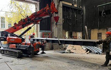 Наши объекты - Подъем и перемещение грузов мини-краном: монтаж на объекте в Москве